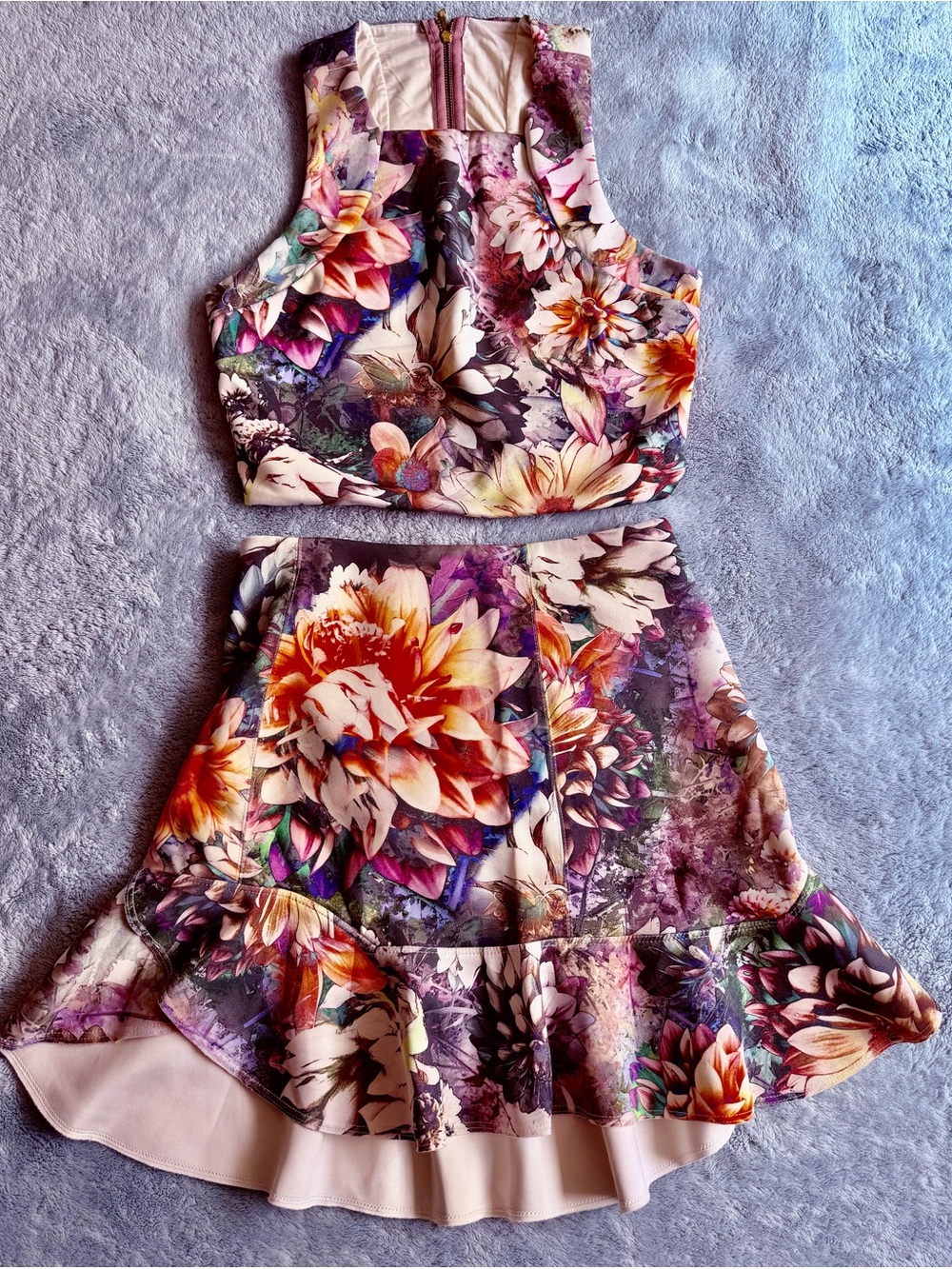 Floral Crop Top & Flared Skirt Set in Multicolor